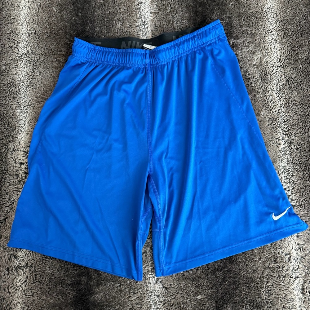 Nike Men's Vibrant Blue Sports Shorts